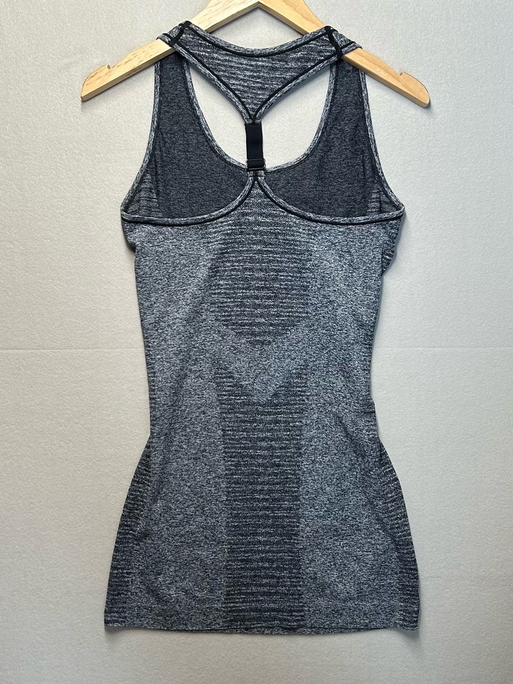 π New Balance Heather Gray Racerback Performance Tank - Picture 2 of 3